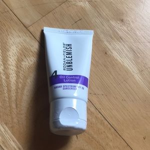 Rodan + Fields oil control lotion